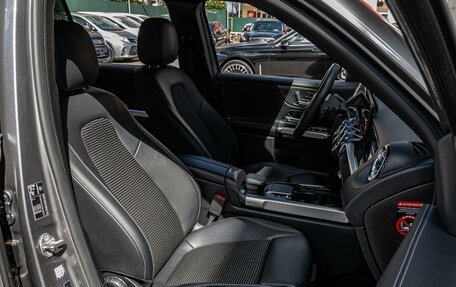 Mercedes-Benz GLB, 2021 год, 4 200 000 рублей, 8 фотография