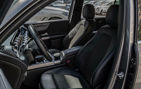 Mercedes-Benz GLB, 2021 год, 4 200 000 рублей, 10 фотография