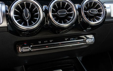 Mercedes-Benz GLB, 2021 год, 4 200 000 рублей, 13 фотография