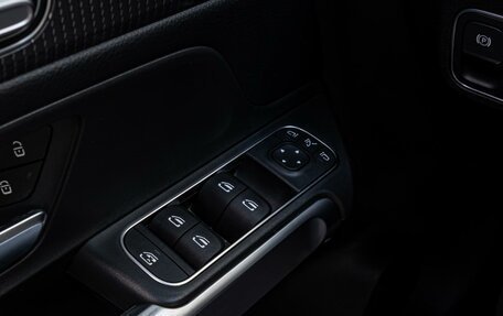 Mercedes-Benz GLB, 2021 год, 4 200 000 рублей, 21 фотография