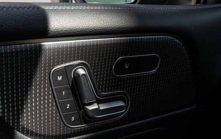 Mercedes-Benz GLB, 2021 год, 4 200 000 рублей, 19 фотография