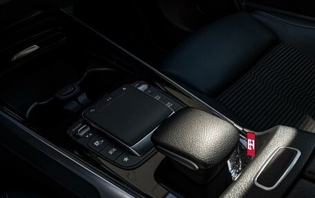 Mercedes-Benz GLB, 2021 год, 4 200 000 рублей, 15 фотография