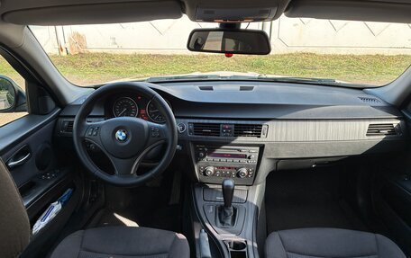 BMW 3 серия, 2010 год, 1 200 000 рублей, 17 фотография