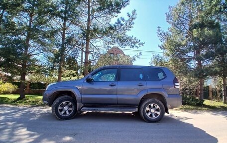 Toyota Land Cruiser Prado 120 рестайлинг, 2008 год, 1 990 000 рублей, 3 фотография
