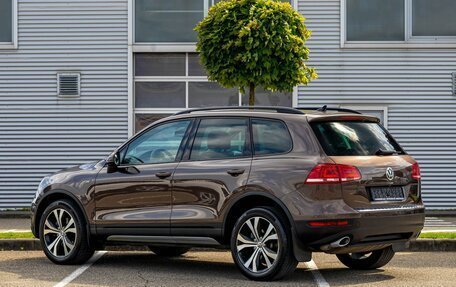 Volkswagen Touareg III, 2014 год, 2 075 000 рублей, 4 фотография