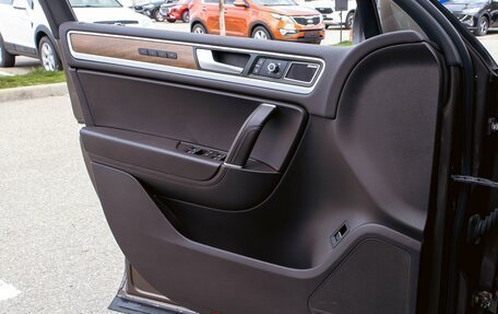 Volkswagen Touareg III, 2014 год, 2 075 000 рублей, 12 фотография