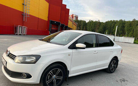 Volkswagen Polo VI (EU Market), 2013 год, 780 000 рублей, 3 фотография