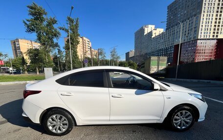 Hyundai Solaris II рестайлинг, 2022 год, 1 400 000 рублей, 4 фотография