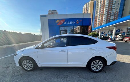 Hyundai Solaris II рестайлинг, 2022 год, 1 400 000 рублей, 6 фотография