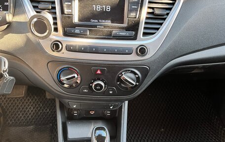 Hyundai Solaris II рестайлинг, 2022 год, 1 400 000 рублей, 8 фотография