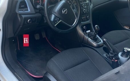 Opel Astra J, 2012 год, 620 000 рублей, 15 фотография