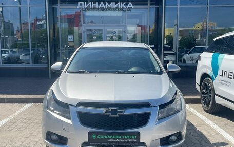 Chevrolet Cruze II, 2010 год, 641 000 рублей, 2 фотография