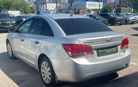 Chevrolet Cruze II, 2010 год, 641 000 рублей, 8 фотография