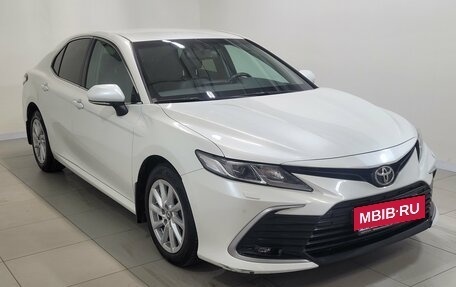 Toyota Camry, 2021 год, 2 590 000 рублей, 2 фотография