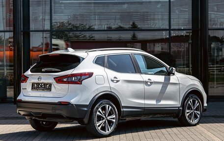 Nissan Qashqai, 2022 год, 1 975 000 рублей, 6 фотография