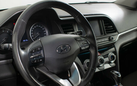 Hyundai Elantra VI рестайлинг, 2019 год, 1 495 000 рублей, 15 фотография