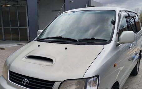 Toyota Lite Ace IV, 2001 год, 250 000 рублей, 4 фотография