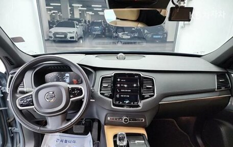 Volvo XC90 II рестайлинг, 2022 год, 6 500 000 рублей, 13 фотография