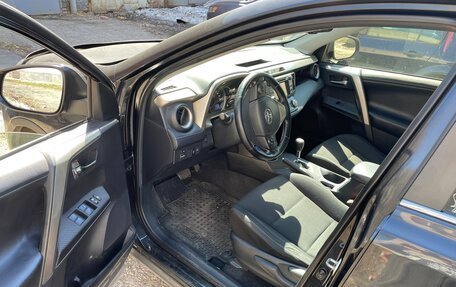 Toyota RAV4, 2013 год, 1 750 000 рублей, 10 фотография
