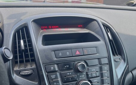 Opel Astra J, 2013 год, 750 000 рублей, 13 фотография