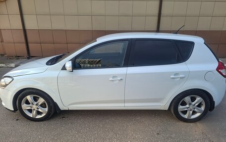 KIA cee'd I рестайлинг, 2011 год, 599 000 рублей, 3 фотография