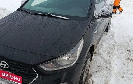 Hyundai Solaris II рестайлинг, 2019 год, 1 230 000 рублей, 4 фотография