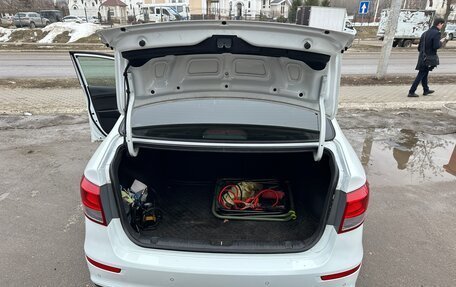 KIA Rio III рестайлинг, 2015 год, 1 200 000 рублей, 17 фотография