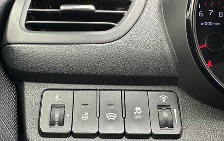 KIA Rio III рестайлинг, 2015 год, 1 200 000 рублей, 23 фотография