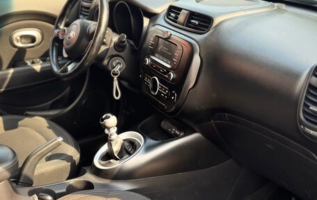 KIA Soul II рестайлинг, 2019 год, 1 300 000 рублей, 10 фотография