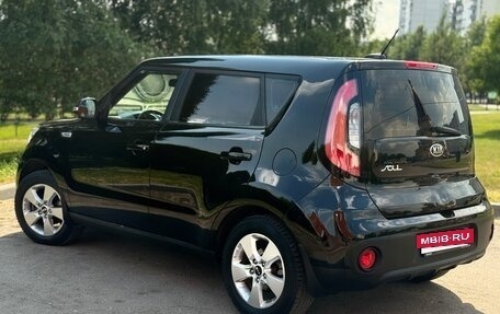 KIA Soul II рестайлинг, 2019 год, 1 300 000 рублей, 6 фотография