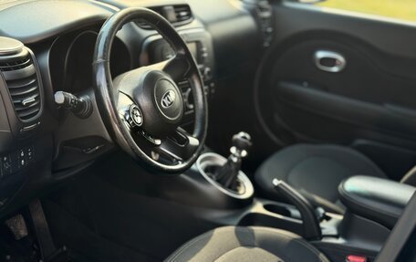 KIA Soul II рестайлинг, 2019 год, 1 300 000 рублей, 14 фотография