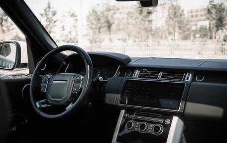 Land Rover Range Rover IV рестайлинг, 2013 год, 3 500 000 рублей, 12 фотография