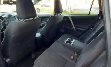 Toyota RAV4, 2018 год, 2 300 000 рублей, 8 фотография