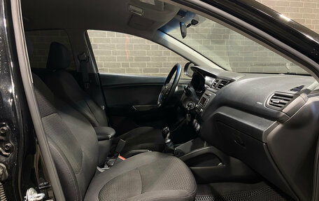 KIA Rio III рестайлинг, 2015 год, 990 000 рублей, 10 фотография