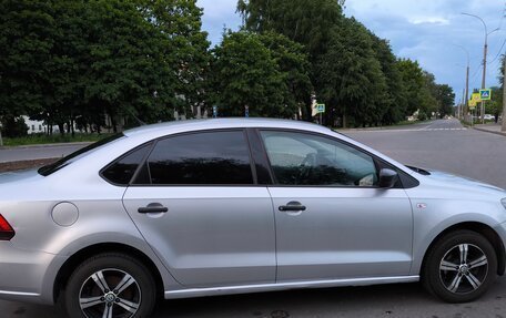 Volkswagen Polo VI (EU Market), 2010 год, 650 000 рублей, 4 фотография