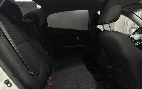 KIA Rio III рестайлинг, 2015 год, 869 999 рублей, 20 фотография