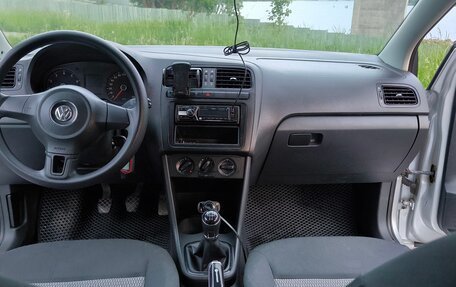 Volkswagen Polo VI (EU Market), 2010 год, 650 000 рублей, 8 фотография
