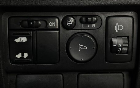 Honda Freed I, 2010 год, 999 999 рублей, 13 фотография