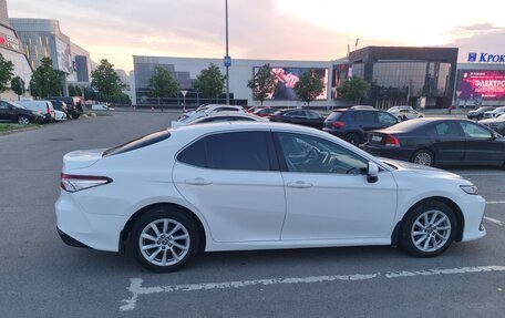 Toyota Camry, 2021 год, 2 150 000 рублей, 4 фотография