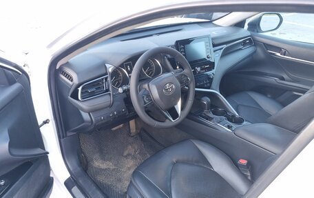Toyota Camry, 2021 год, 2 150 000 рублей, 8 фотография