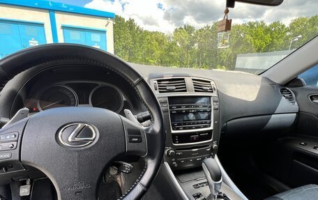 Lexus IS II рестайлинг 2, 2007 год, 1 800 000 рублей, 10 фотография