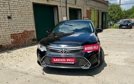Toyota Camry, 2015 год, 2 100 000 рублей, 3 фотография