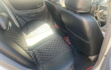 Hyundai Accent II, 2001 год, 230 000 рублей, 9 фотография