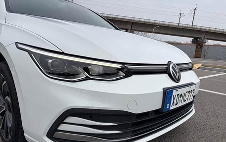 Volkswagen Golf VIII, 2023 год, 1 680 000 рублей, 7 фотография