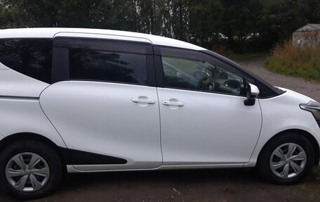 Toyota Sienta II, 2019 год, 1 650 000 рублей, 33 фотография