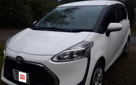 Toyota Sienta II, 2019 год, 1 650 000 рублей, 31 фотография