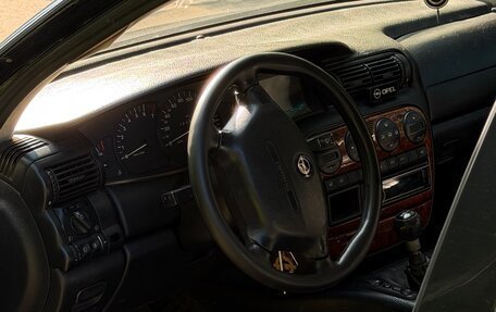 Opel Omega B, 1996 год, 250 000 рублей, 25 фотография