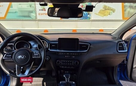 KIA cee'd III, 2019 год, 1 800 000 рублей, 11 фотография