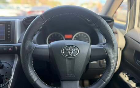 Toyota Wish II, 2015 год, 1 690 000 рублей, 9 фотография