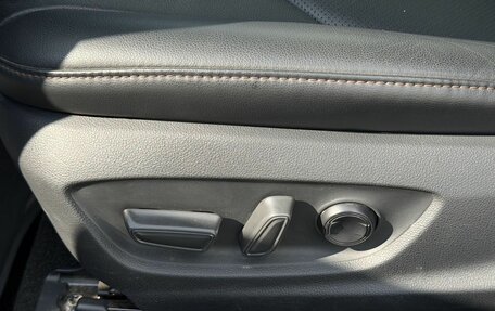 Toyota Camry, 2023 год, 3 600 000 рублей, 14 фотография